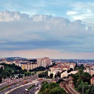 Centrum Krystal | Prague 6 | Exclusive location near the Prague airport and the historical center of the city