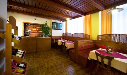 Centrum Krystal | Prague 6 | Restaurant 